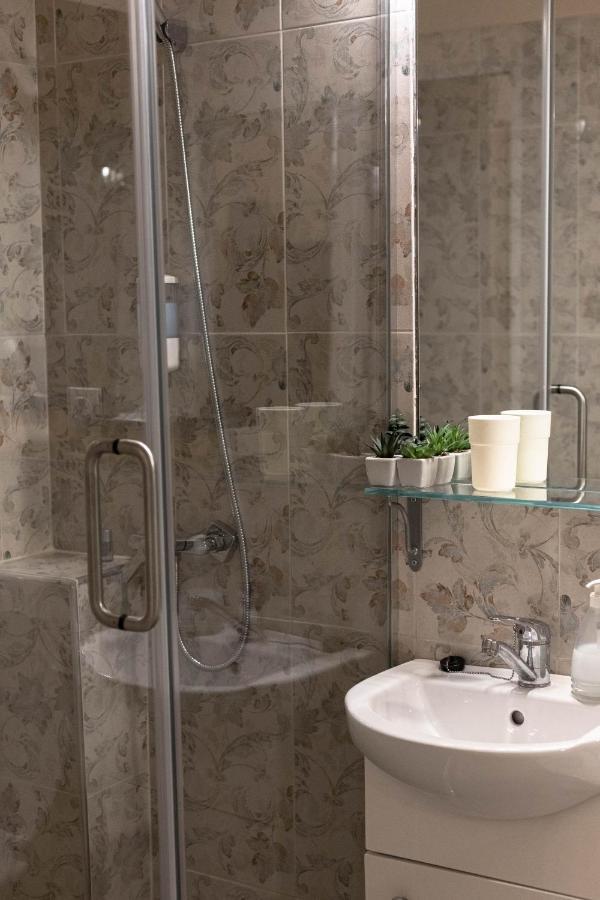 Alandala Story Apartment Cluj-Napoca Ngoại thất bức ảnh