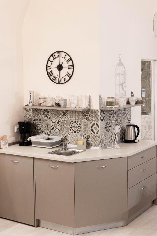 Alandala Story Apartment Cluj-Napoca Ngoại thất bức ảnh